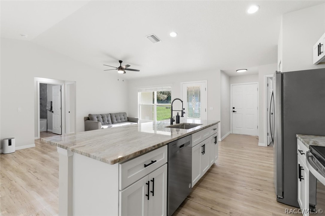 9025 N Hammond Way, Citrus Springs, FL 34434
