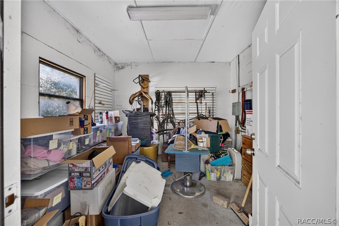 2702 E Possum Court, Inverness, FL 34452