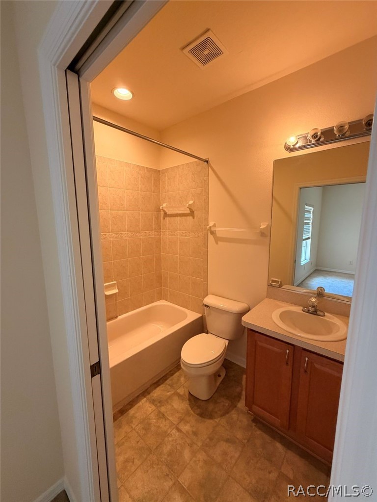 1586 W Spring Meadow Loop, Lecanto, FL 34461