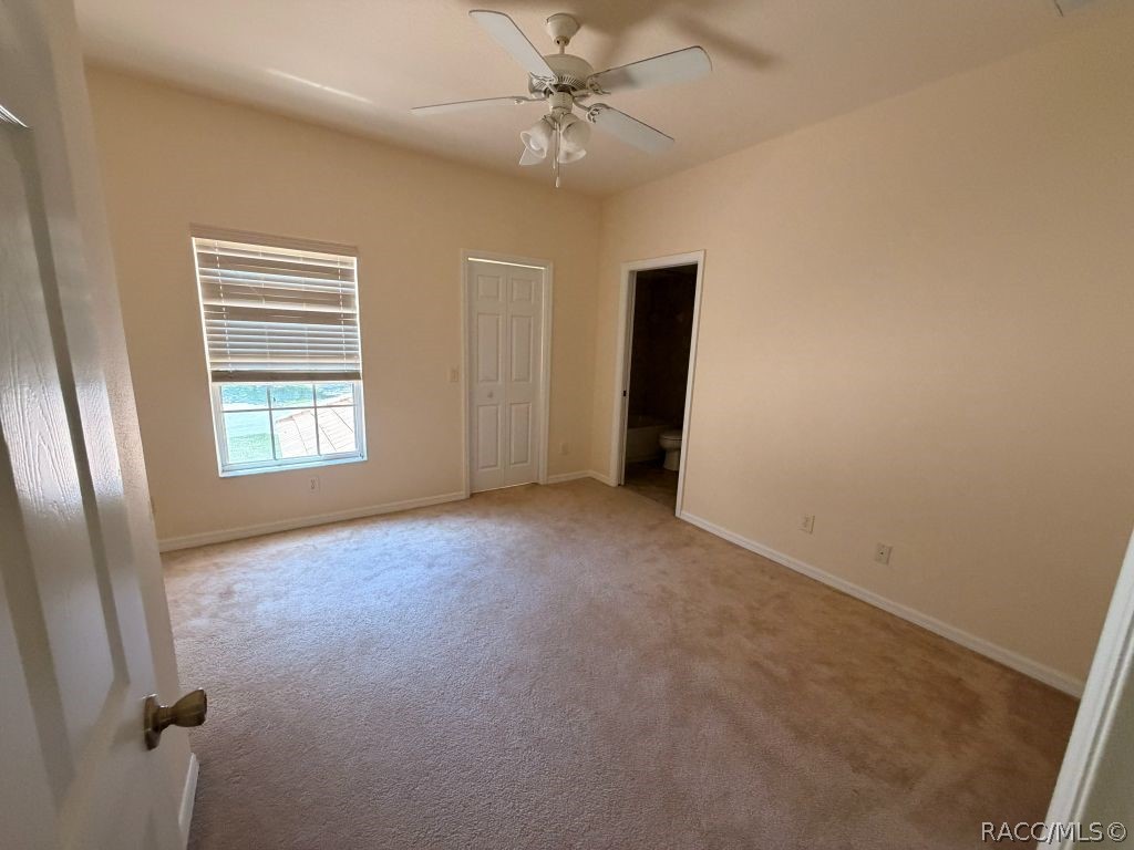 1586 W Spring Meadow Loop, Lecanto, FL 34461