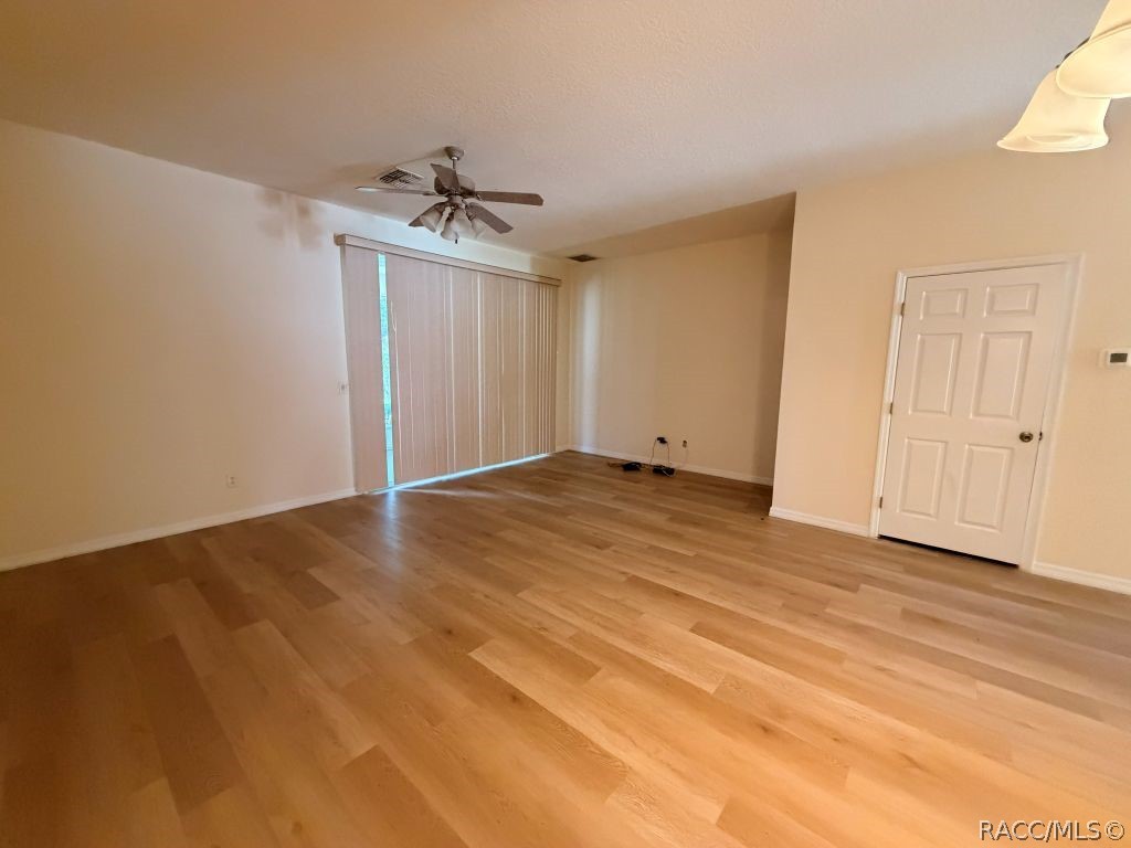 1586 W Spring Meadow Loop, Lecanto, FL 34461