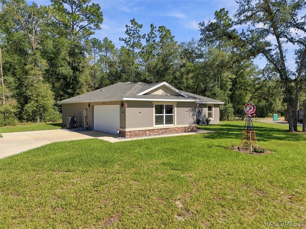 9535 N Aquarius Drive, Citrus Springs, FL 34434