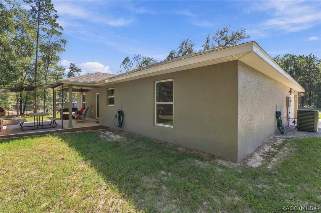 9535 N Aquarius Drive, Citrus Springs, FL 34434