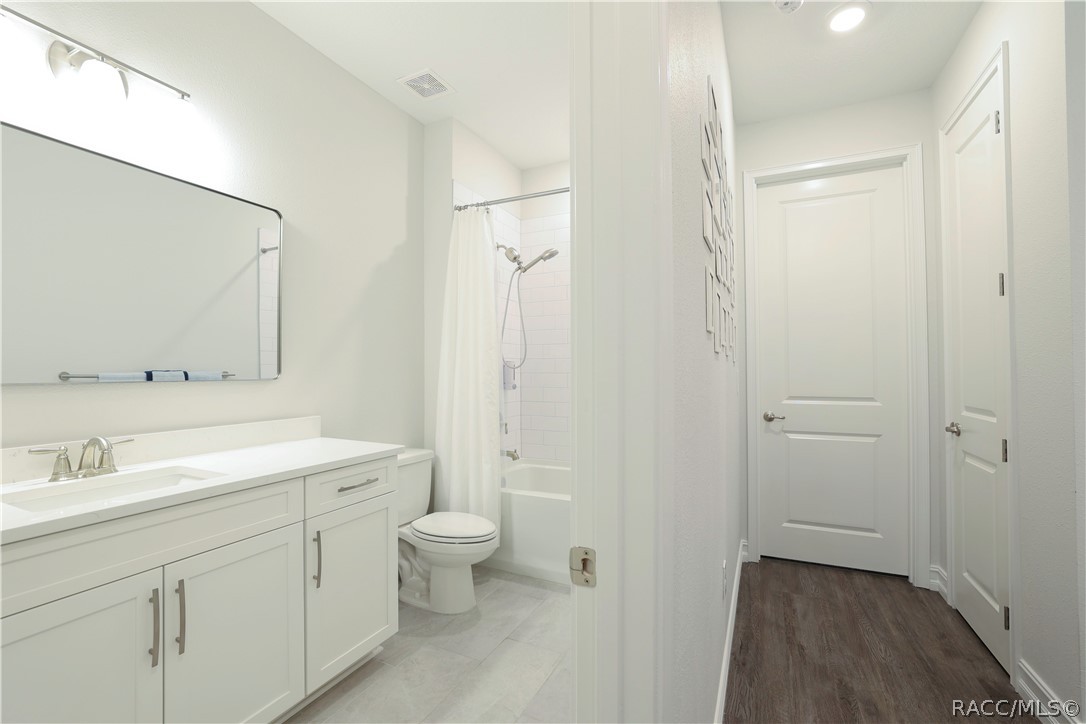 4942 N Baywood Drive, Beverly Hills, FL 34465