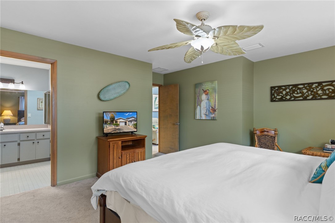5198 S Riverview Circle, Homosassa, FL 34448
