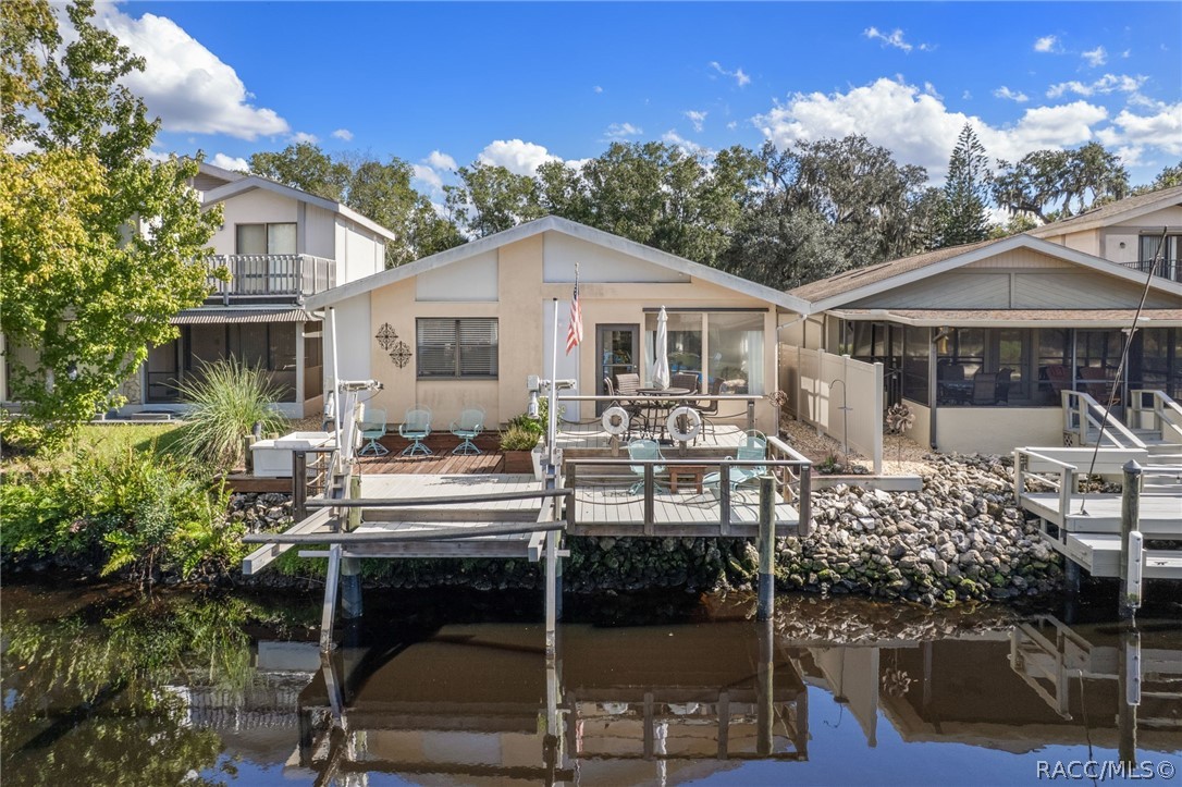 5198 S Riverview Circle, Homosassa, FL 34448