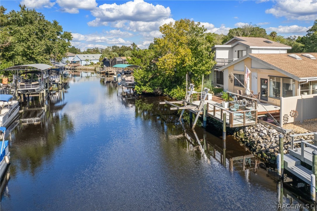 5198 S Riverview Circle, Homosassa, FL 34448