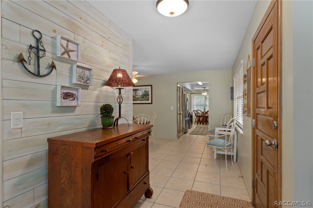 5198 S Riverview Circle, Homosassa, FL 34448
