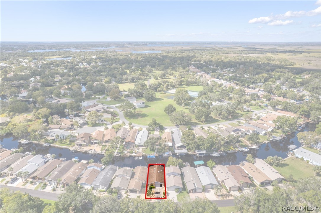 5198 S Riverview Circle, Homosassa, FL 34448