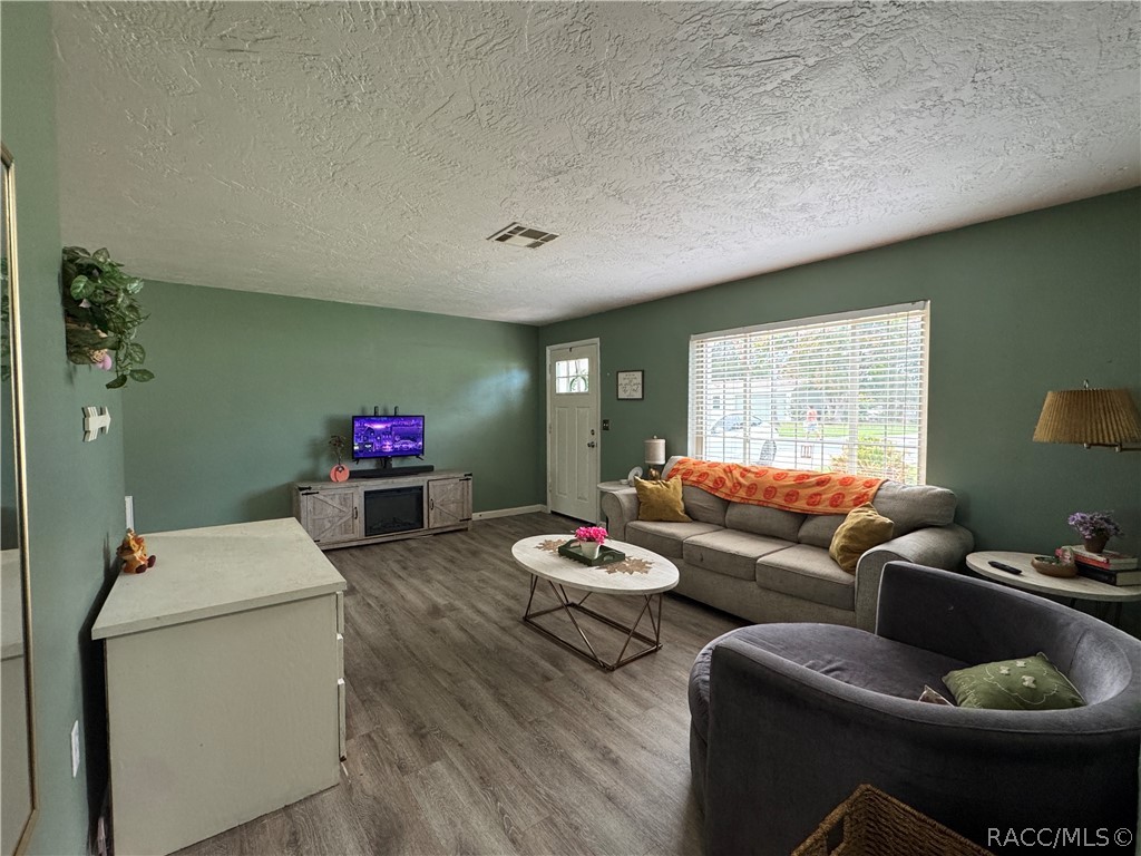 93 S Tyler Street, Beverly Hills, FL 34465