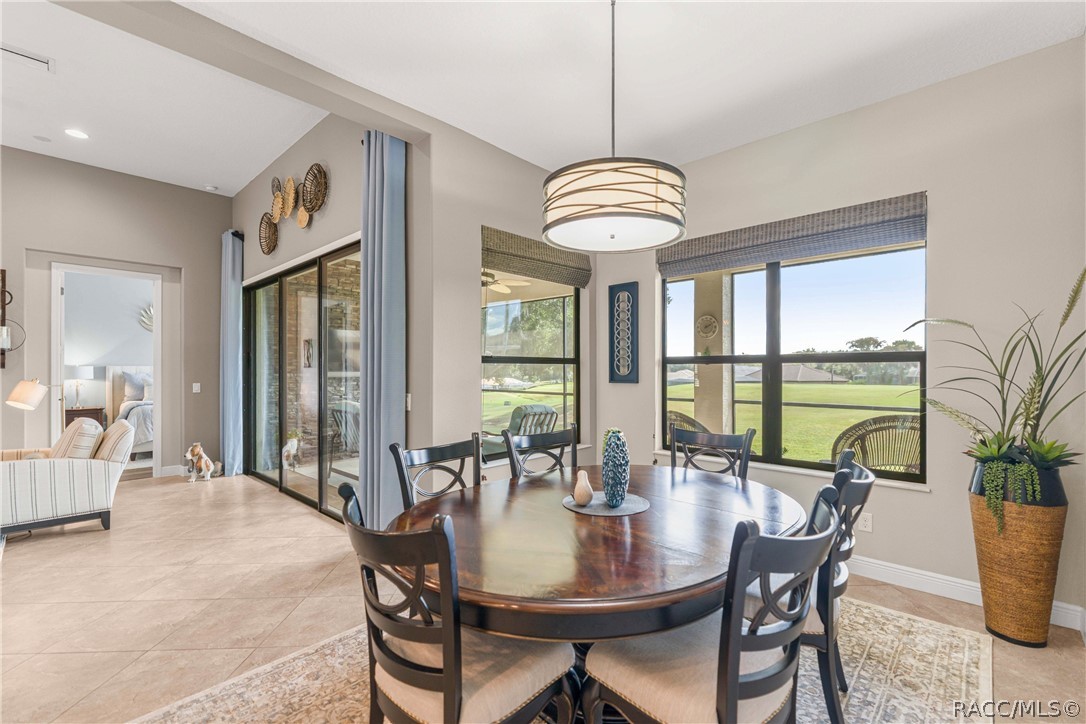 212 W Doerr Path, Hernando, FL 34442