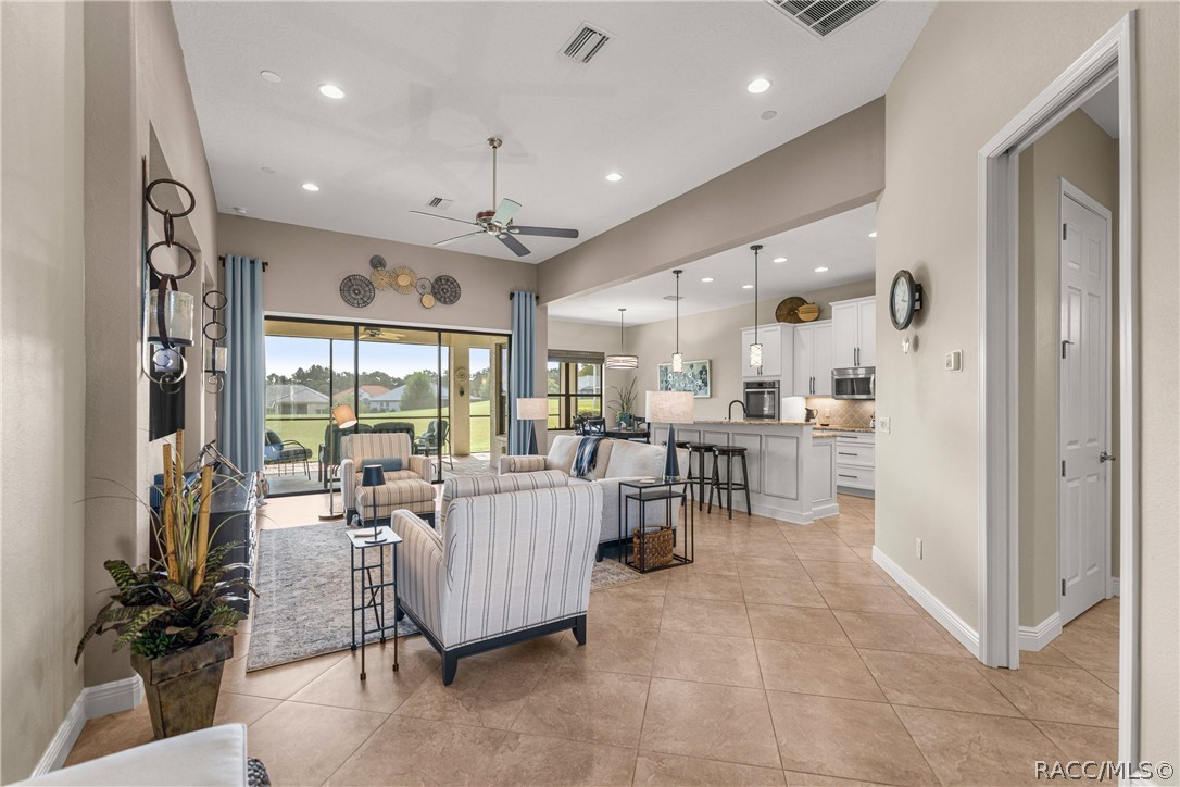 212 W Doerr Path, Hernando, FL 34442