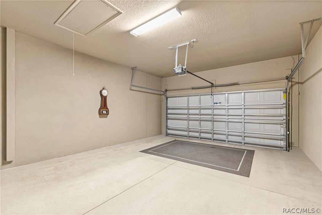 212 W Doerr Path, Hernando, FL 34442