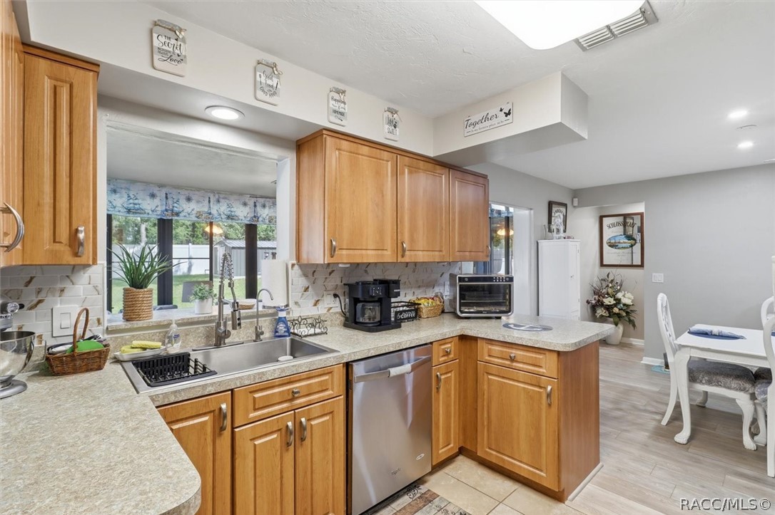 169 W Sugarberry Lane, Beverly Hills, FL 34465