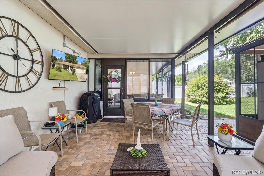 169 W Sugarberry Lane, Beverly Hills, FL 34465
