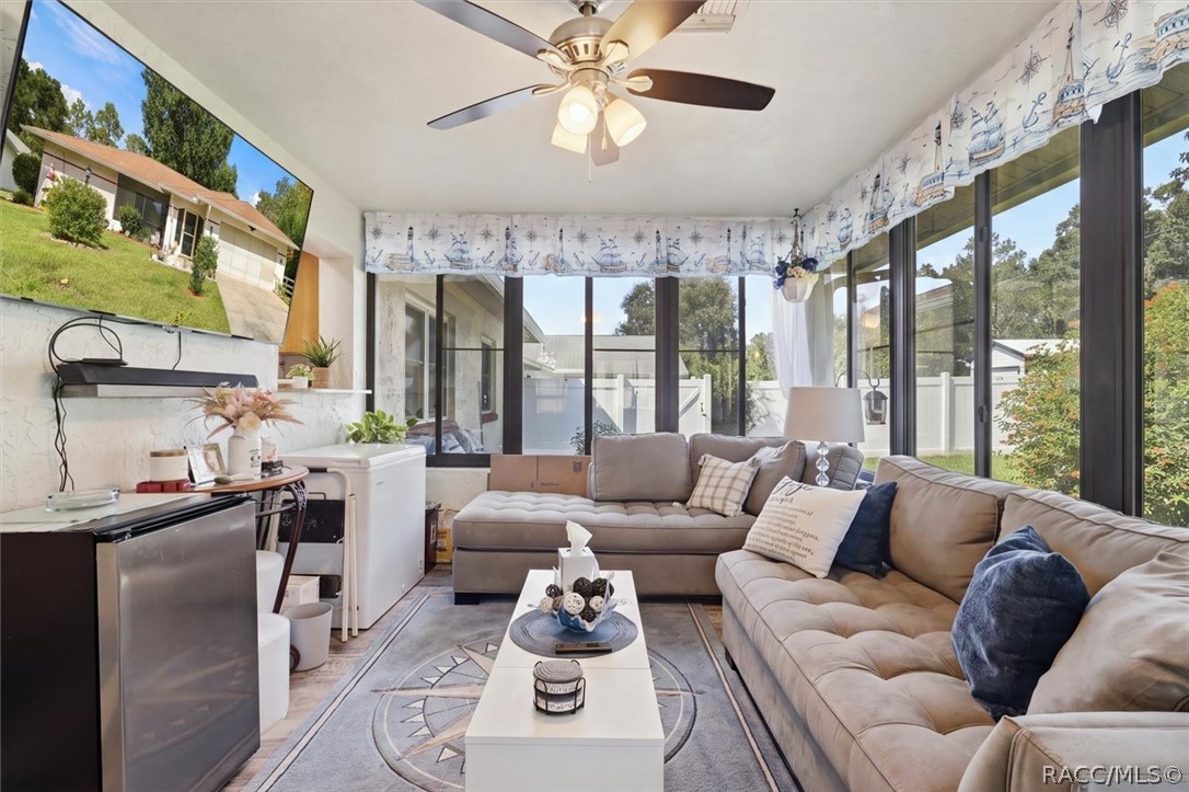 169 W Sugarberry Lane, Beverly Hills, FL 34465