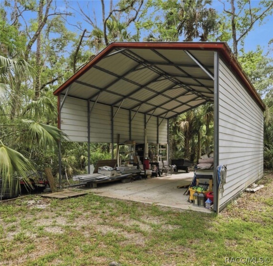 398 S Winterset Avenue, Crystal River, FL 34429