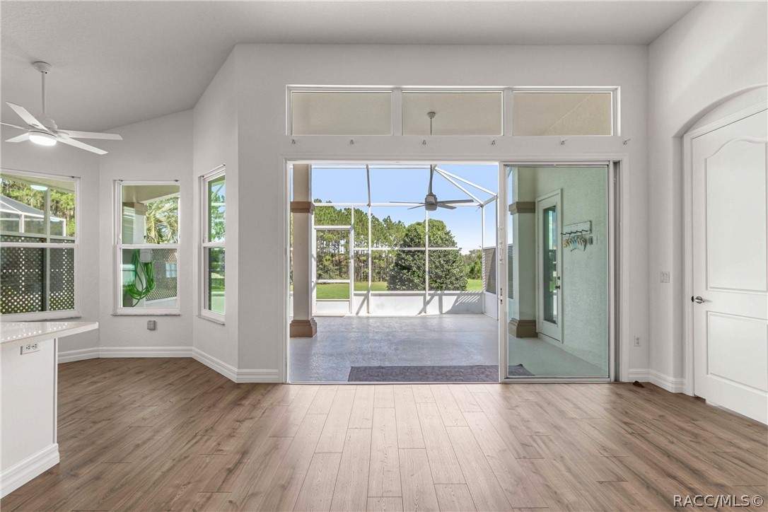 105 W Doerr Path, Hernando, FL 34442