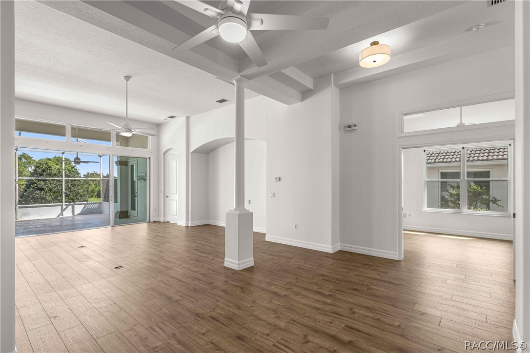 105 W Doerr Path, Hernando, FL 34442