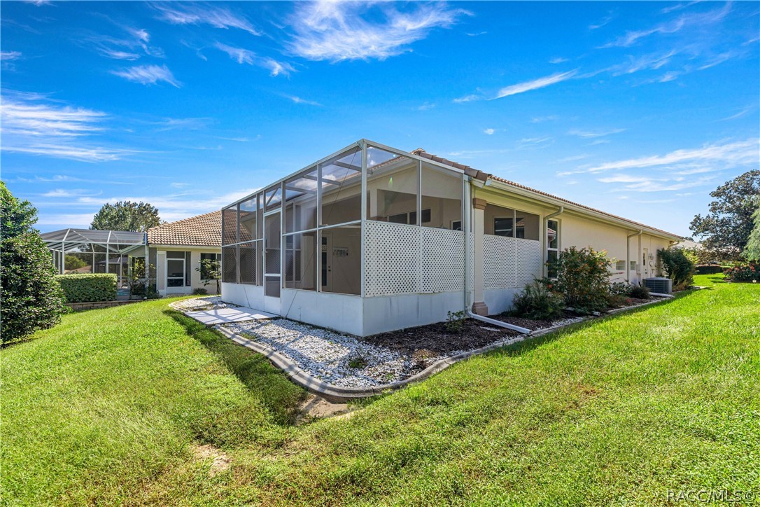 105 W Doerr Path, Hernando, FL 34442