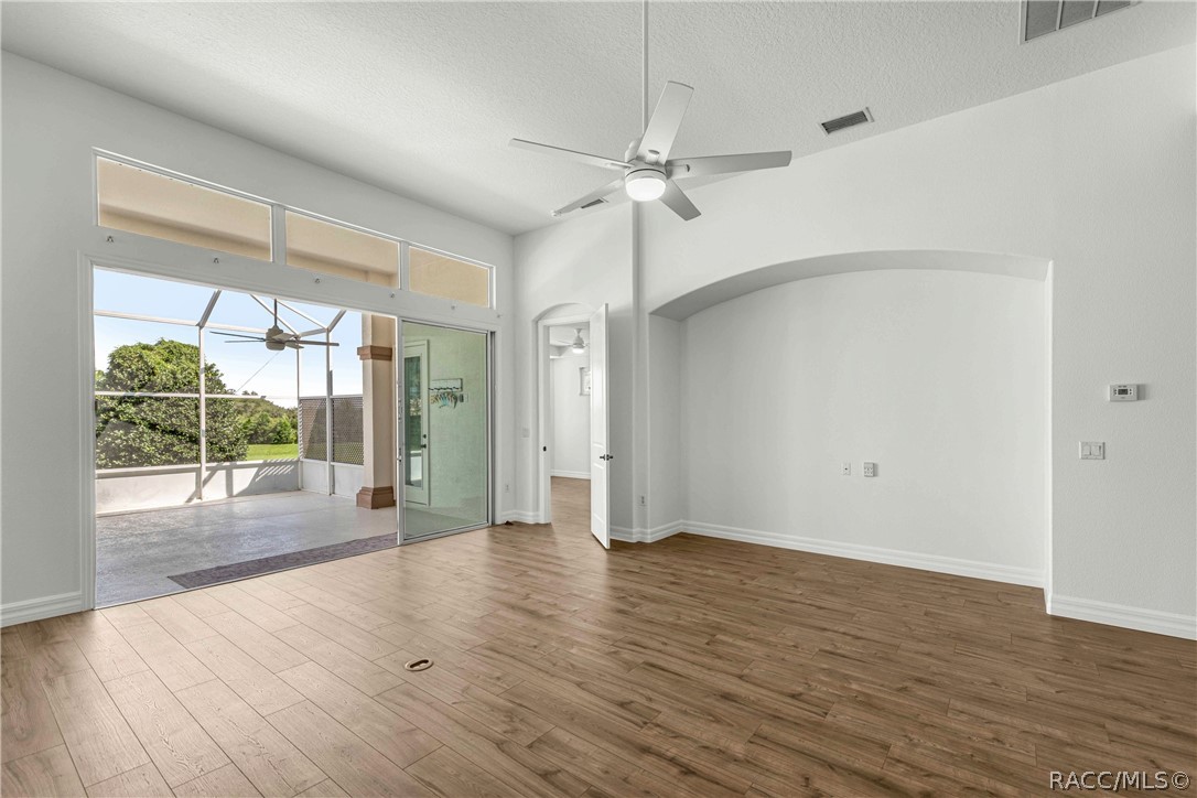 105 W Doerr Path, Hernando, FL 34442