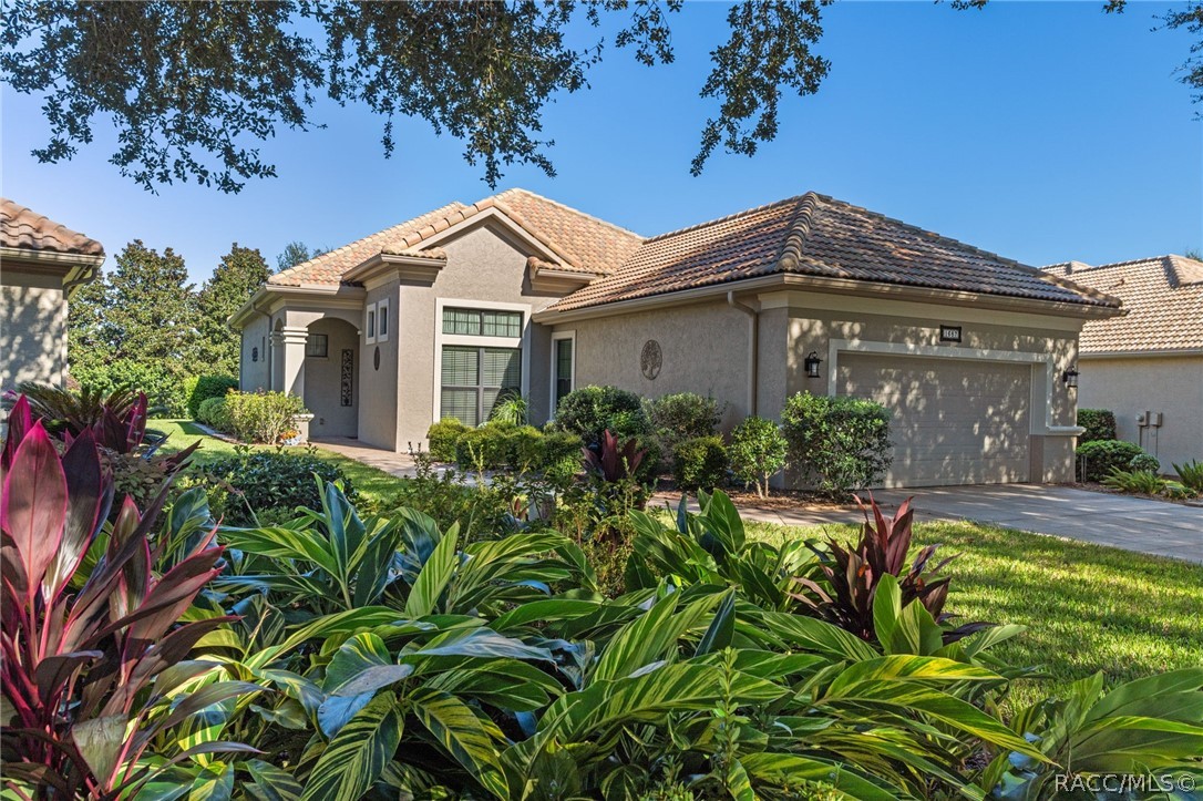 This Carefree Villa is part of the Westford Villas neighborhood within Terra Vista. This Carefree Villa is part of the Westford Villas neighborhood within Terra Vista.