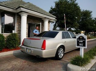 Peace of Mind with a 24x7 manned entry gate.