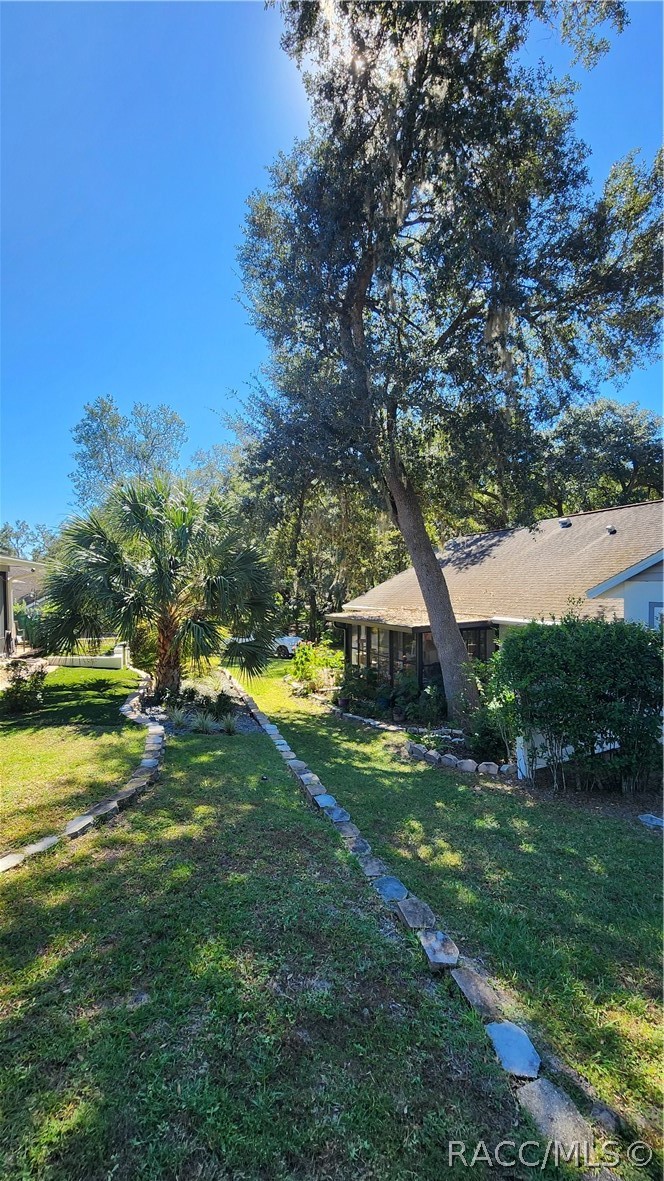 3950 N Huckleberry Point, Beverly Hills, FL 34465