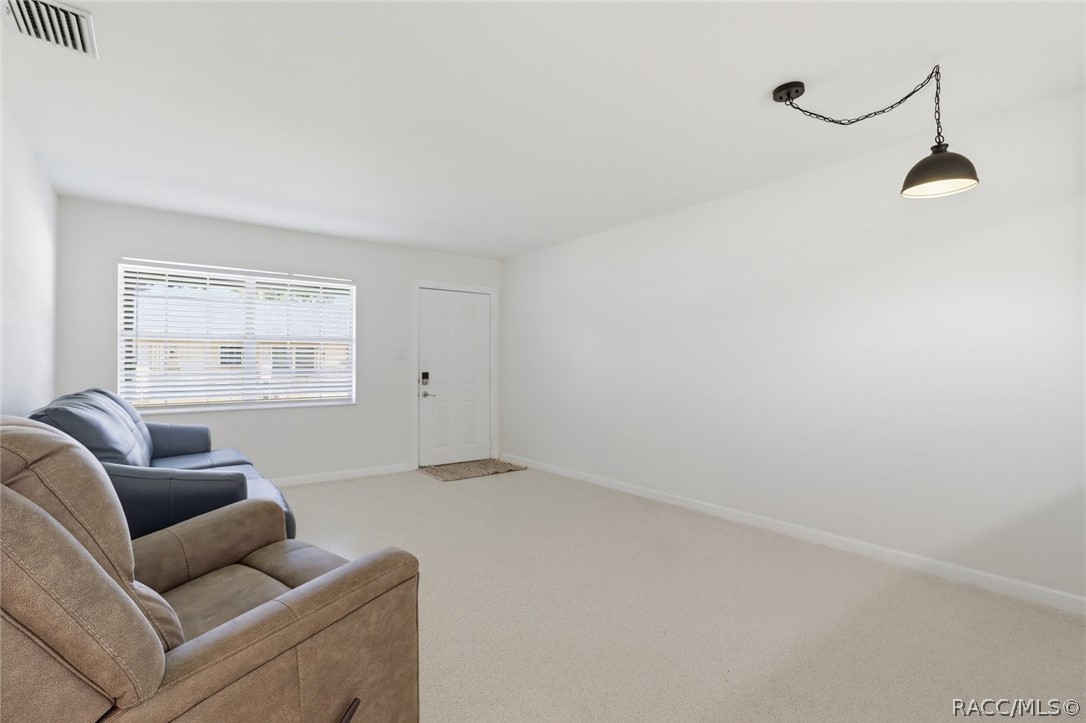 10 SE Kings Bay Drive, #9, Crystal River, FL 34429