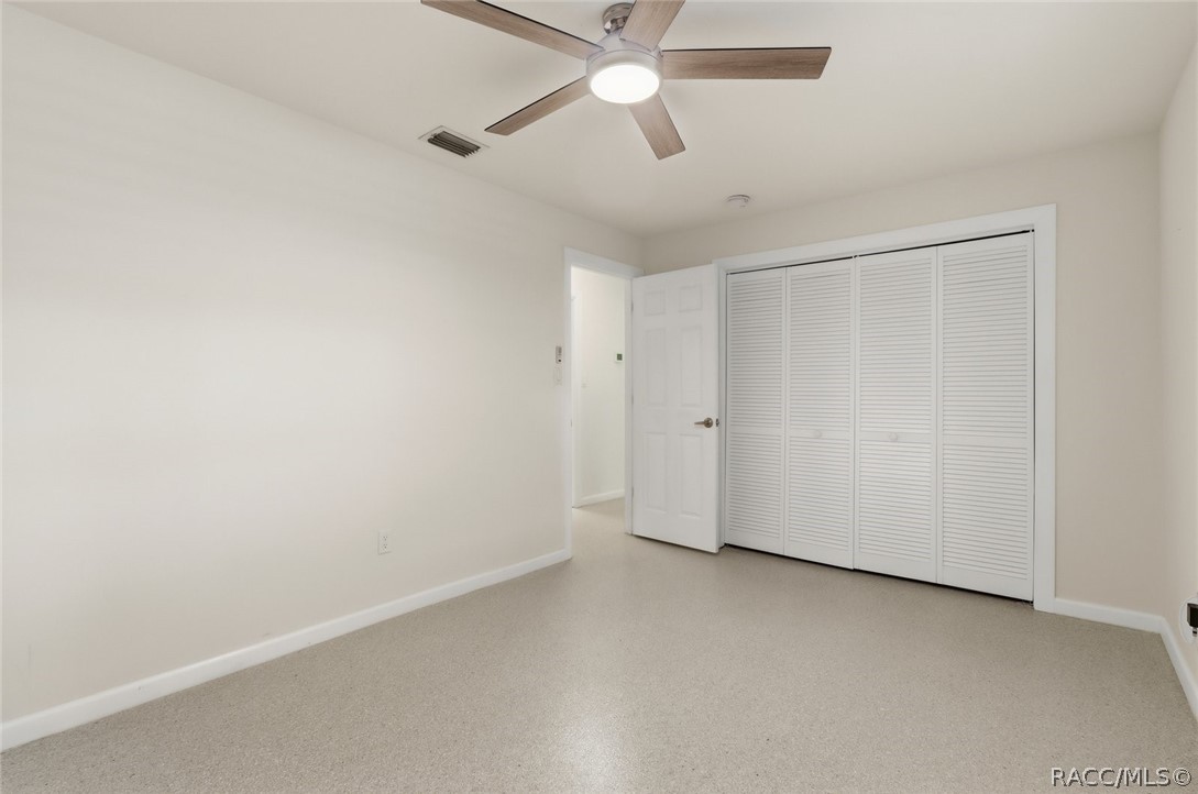 10 SE Kings Bay Drive, #9, Crystal River, FL 34429