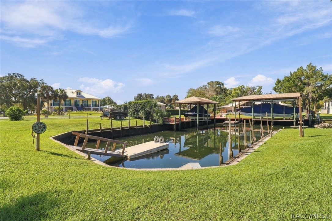 10 SE Kings Bay Drive, #9, Crystal River, FL 34429