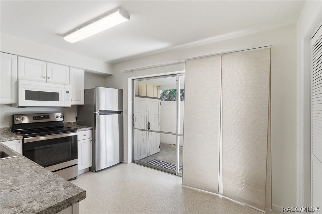 10 SE Kings Bay Drive, #9, Crystal River, FL 34429