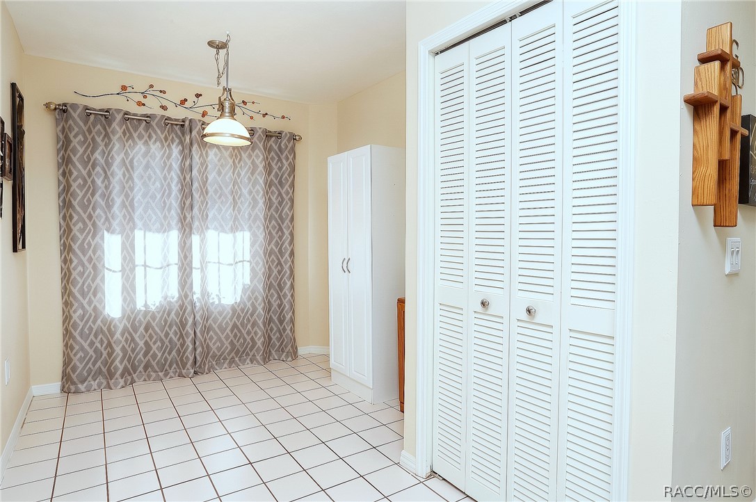 2328 N Hendry Point, Hernando, FL 34442