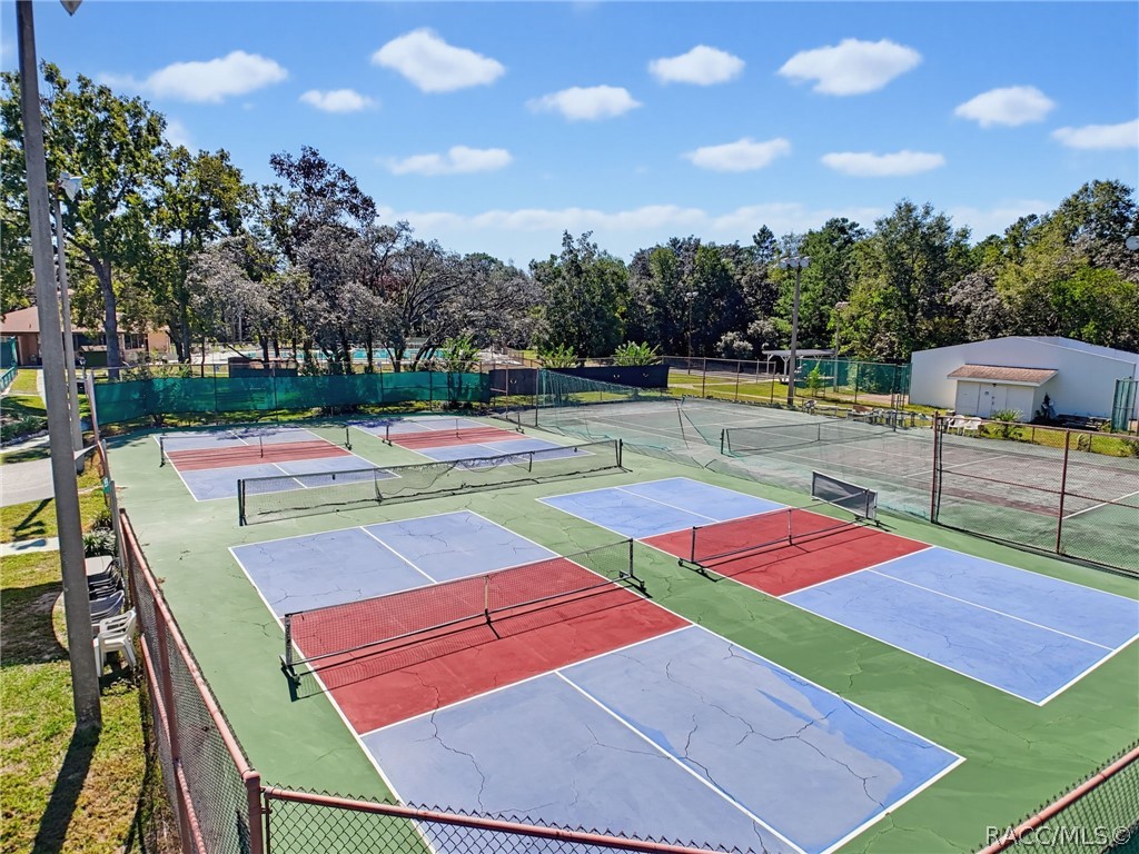 3 Village Center Drive, Homosassa, FL 34446