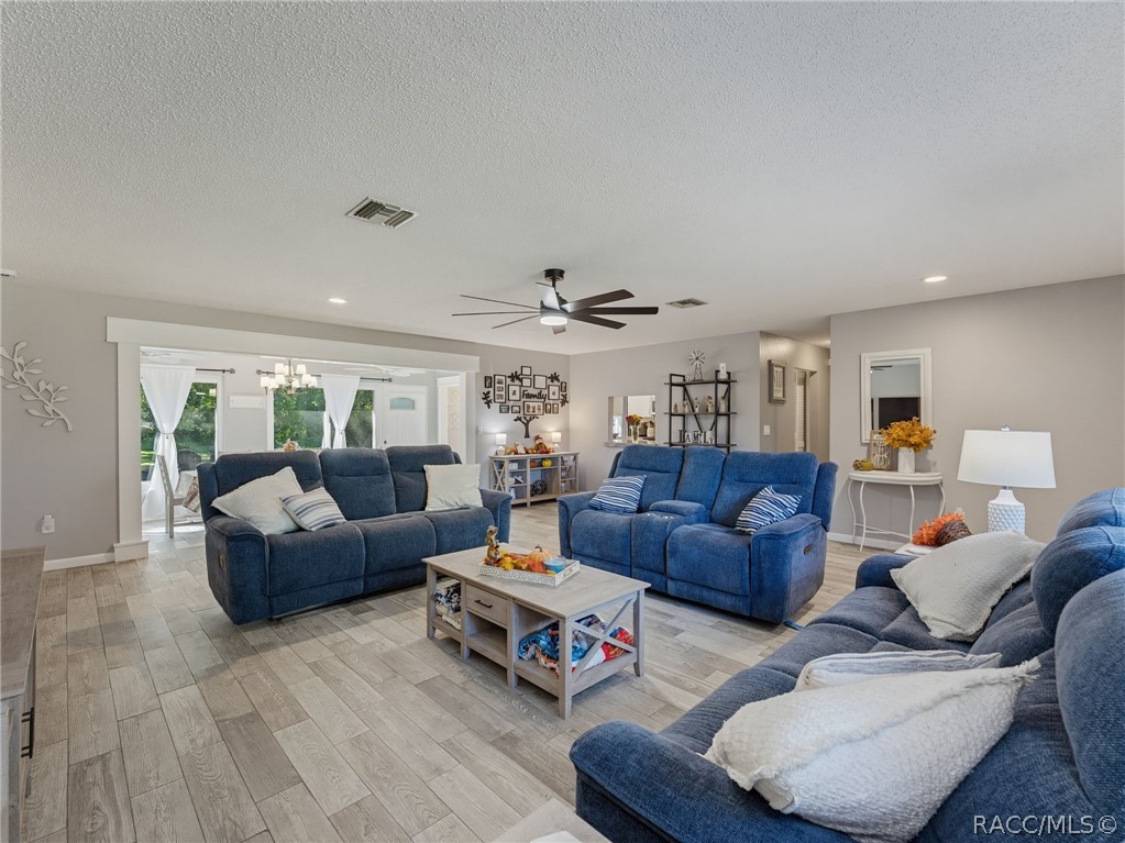 3 Village Center Drive, Homosassa, FL 34446