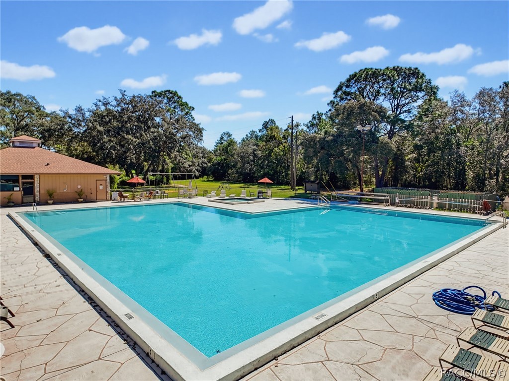 3 Village Center Drive, Homosassa, FL 34446