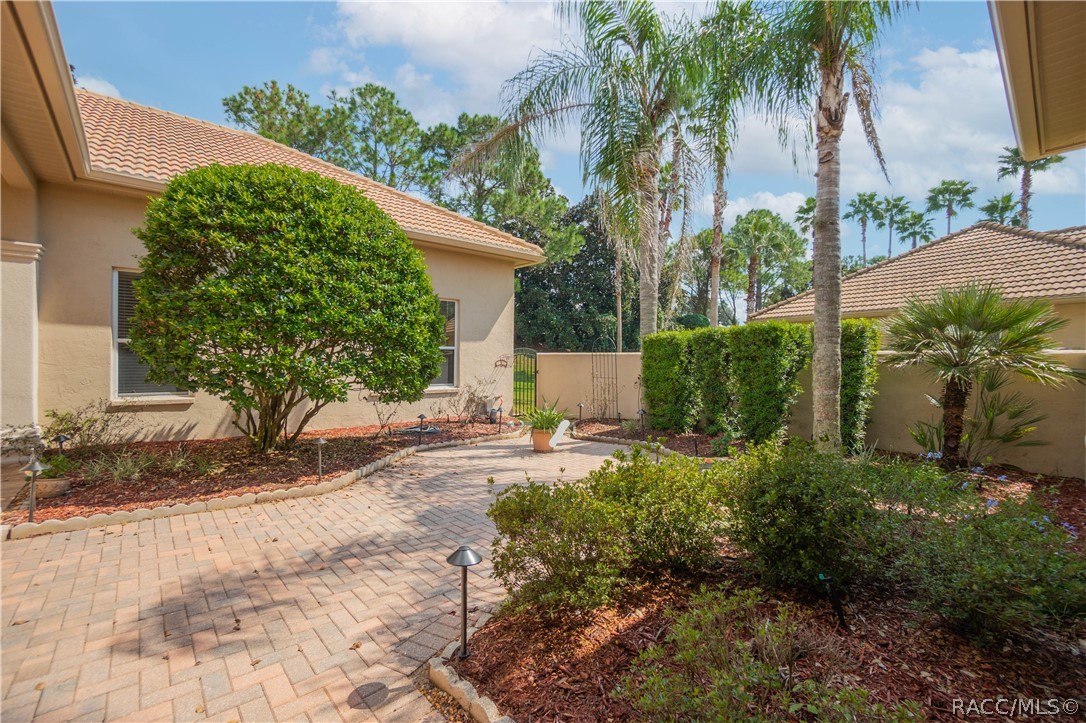1853 N Eagle Chase Drive, Hernando, FL 34442