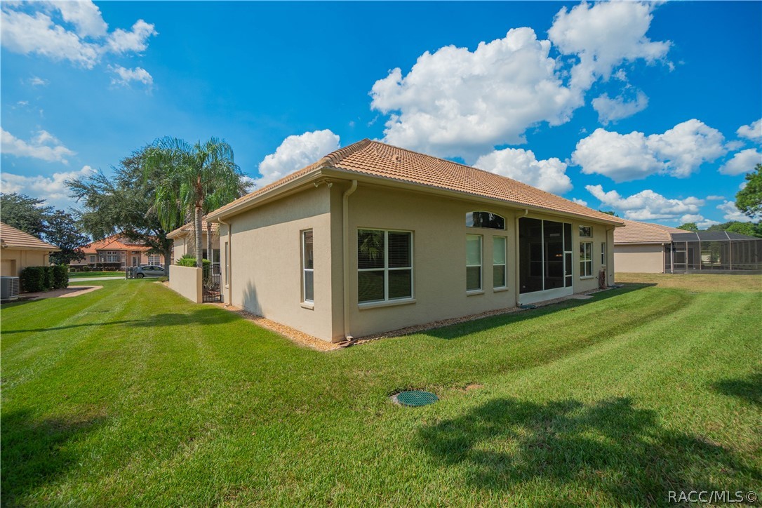 1853 N Eagle Chase Drive, Hernando, FL 34442