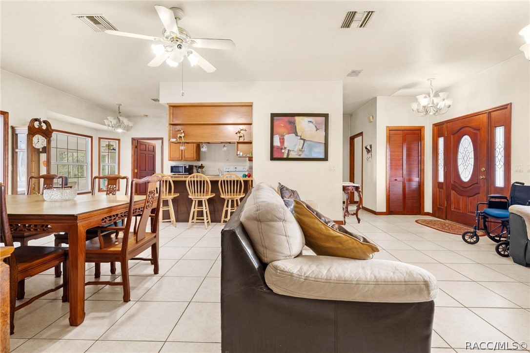 6101 S Nutshell Terrace, Lecanto, FL 34461