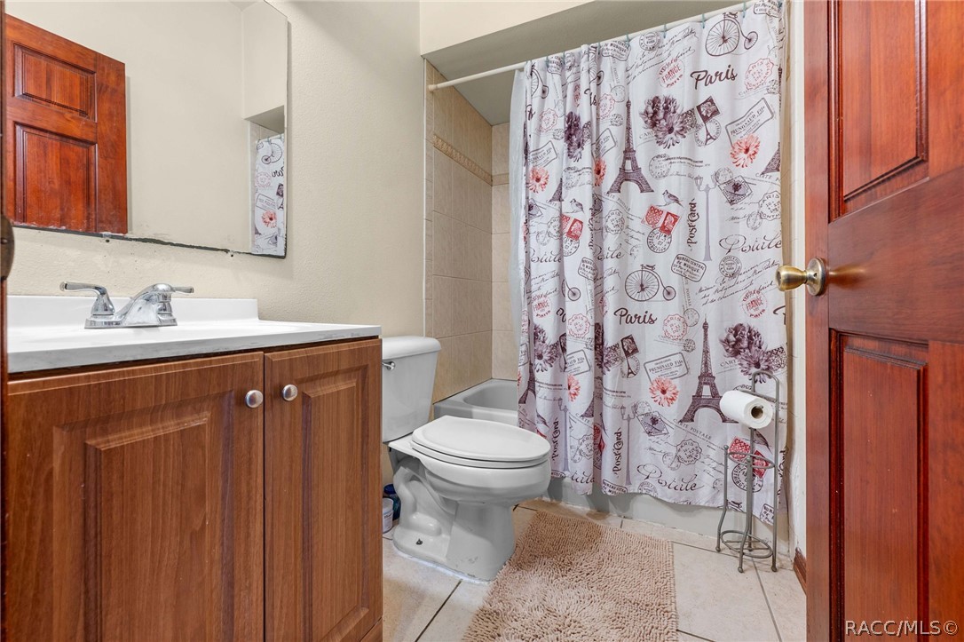 6101 S Nutshell Terrace, Lecanto, FL 34461