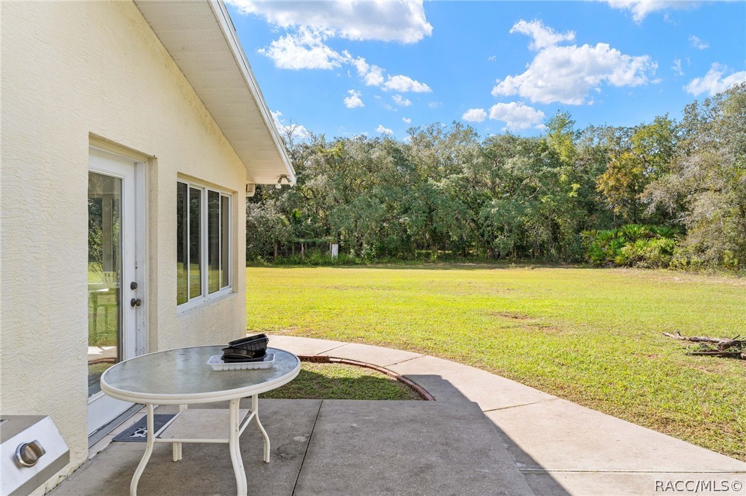 6101 S Nutshell Terrace, Lecanto, FL 34461