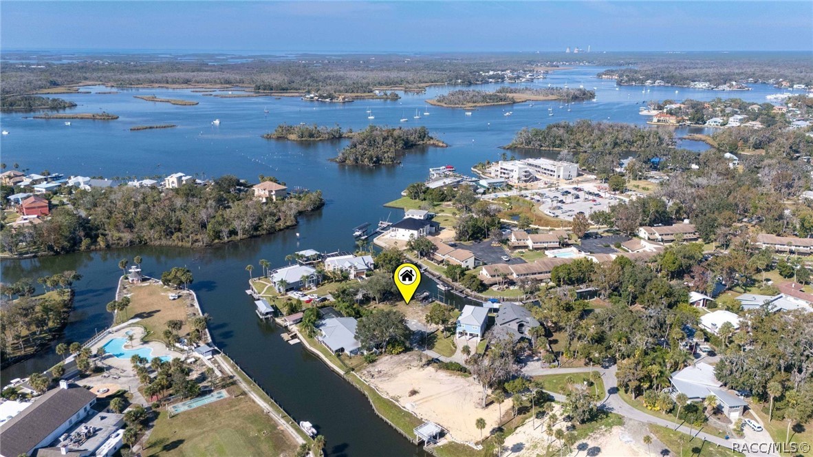 1924 SE 3rd Court, Crystal River, FL 34429
