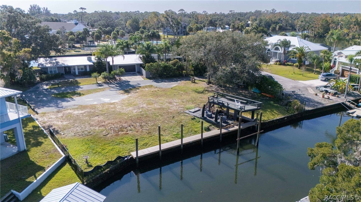 1924 SE 3rd Court, Crystal River, FL 34429
