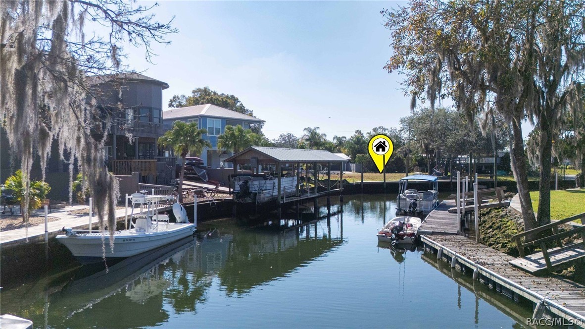 1924 SE 3rd Court, Crystal River, FL 34429
