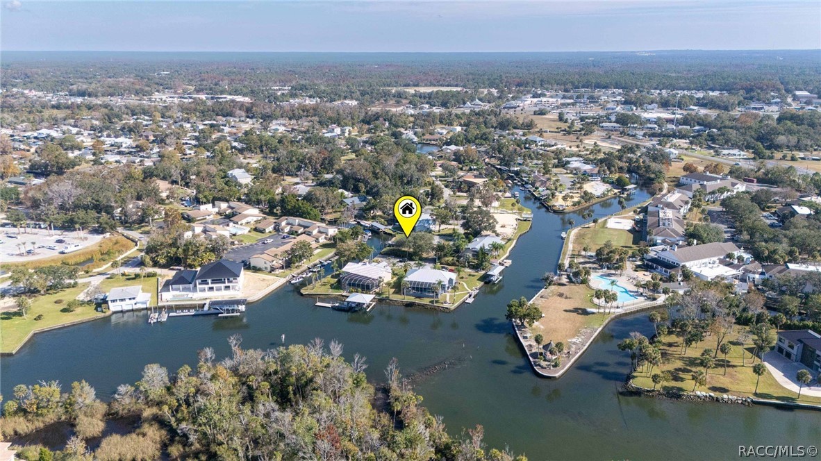 1924 SE 3rd Court, Crystal River, FL 34429