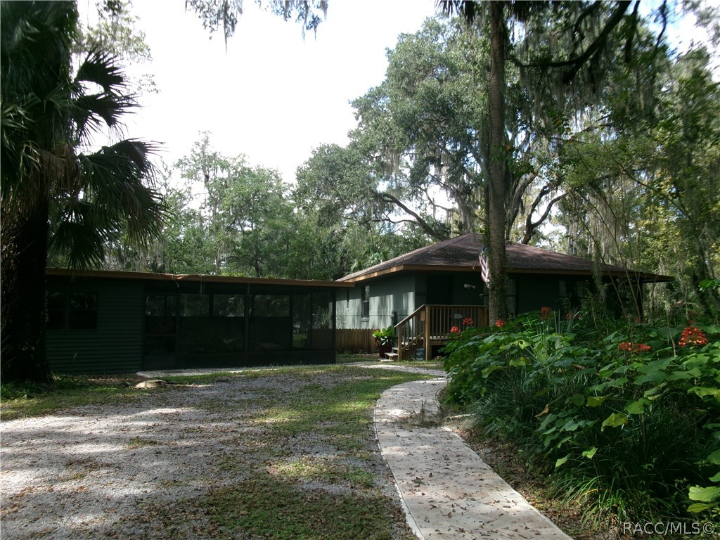 628 S Crabtree Point, Inverness, FL 34450