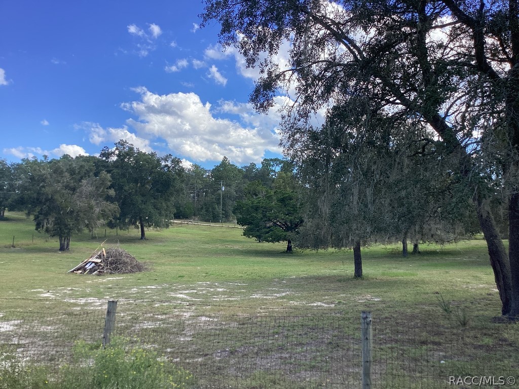7615 W newcastle Court, Dunnellon, FL 34433