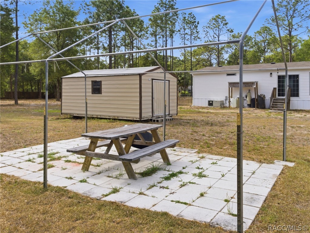 9900 W Pinespring Court, Crystal River, FL 34428