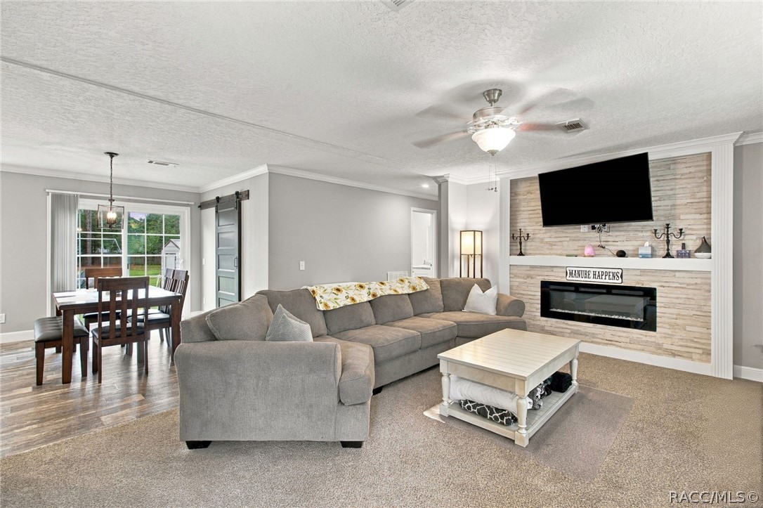 9900 W Pinespring Court, Crystal River, FL 34428