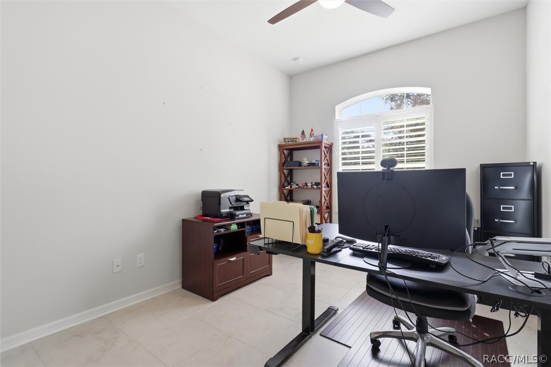 5 Nemesia Court W, Homosassa, FL 34446